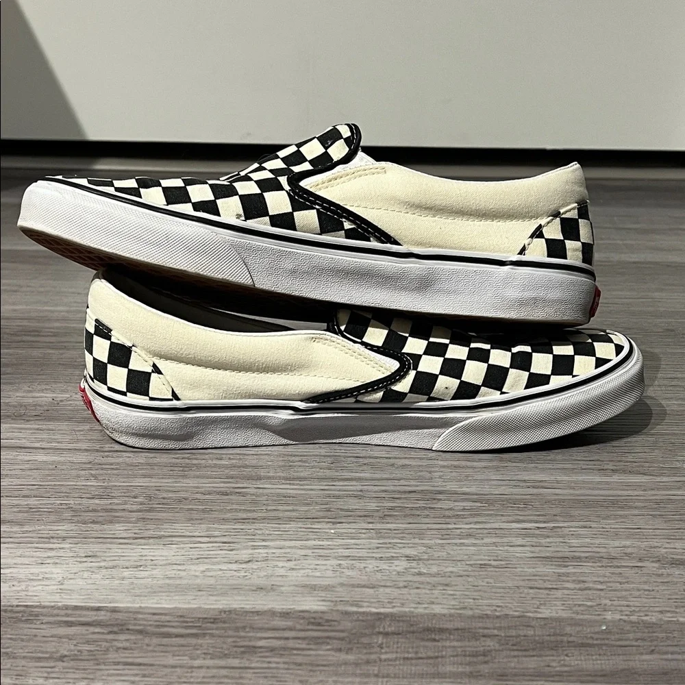 Classic Slip-On Checkerboard Vans, Size 11 - Picture 5 of 7